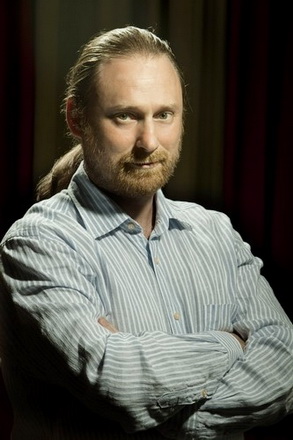 Сергей Чапнин - Между православной империей и секулярным миром. Почему церковное возрождение обернулось кризисом Церкви