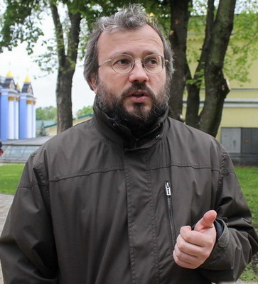 Архимандрит Кирилл Говорун - Московский патриархат имеет несколько кандидатов в предстоятели новой церкви